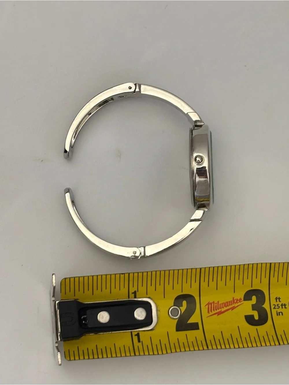 Classic Silver Bracelet Watch with White Dial